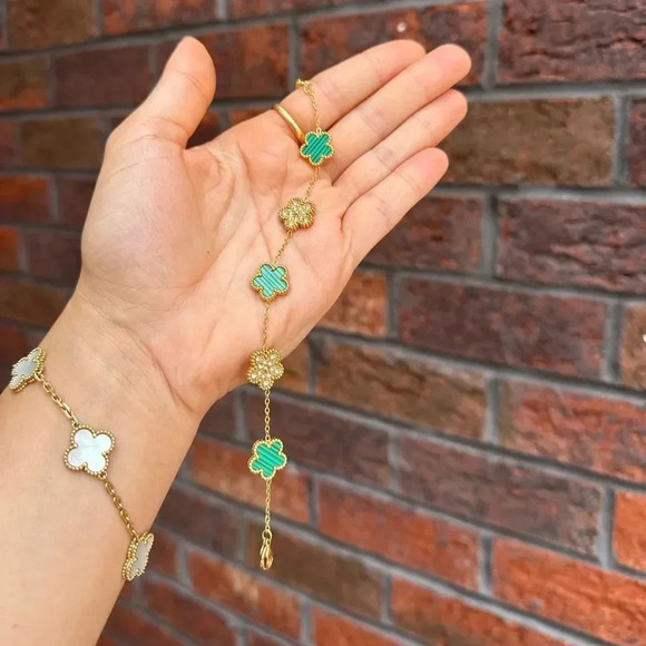 Green Alhambra 18K Gold Stainless Steel Waterproof Bracelet - Picture 16 of 16